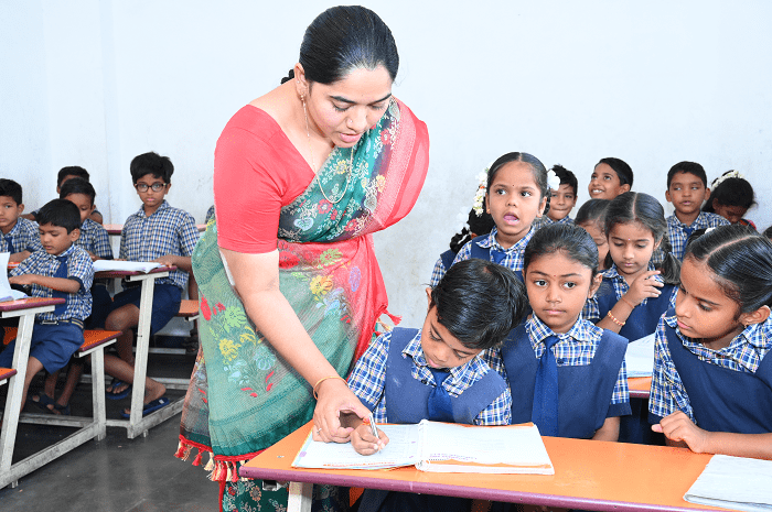 primary school curriculum (grades 1 to 5)
